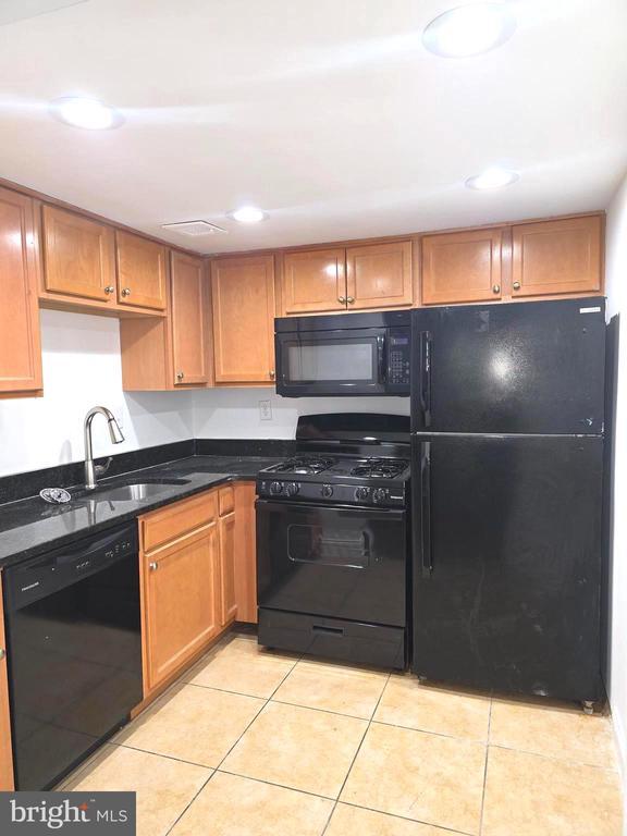 Building Photo - 4507 Romlon St