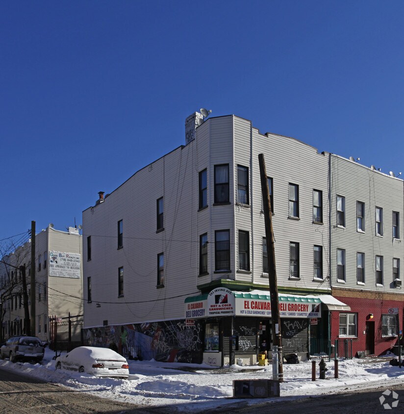 Primary Photo - 283 Irving Ave