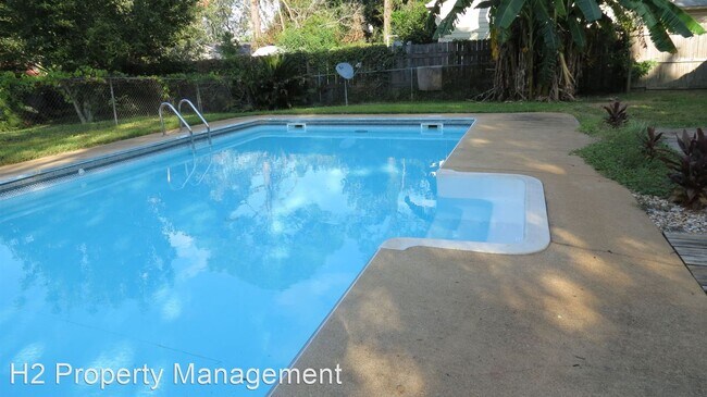 Building Photo - 3 br, 3 bath House - 3108 Lookout Trail