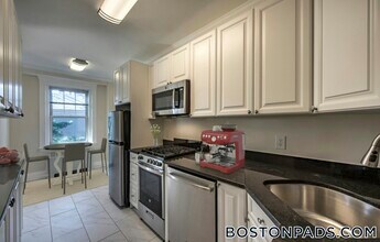 Building Photo - 20 Chauncy St