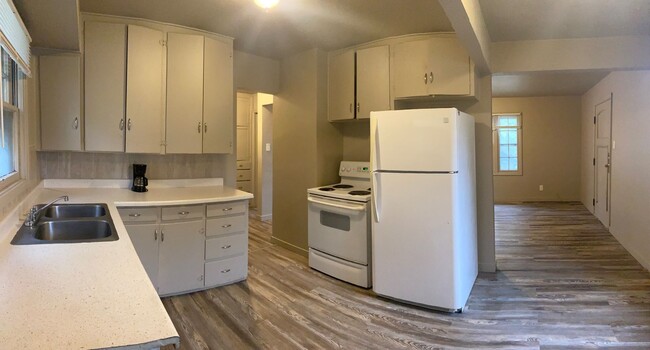 Building Photo - Fourplex Near Downtown Caldwell