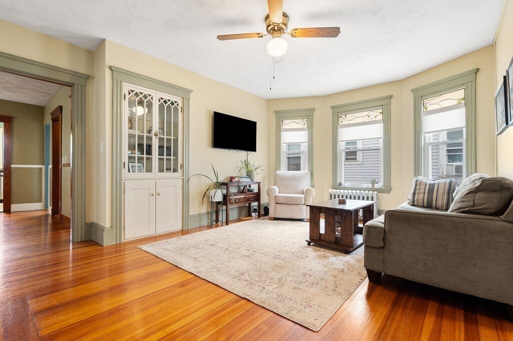 5 Gardner St Unit 2, Salem, MA 01970 Condo for Rent in Salem, MA