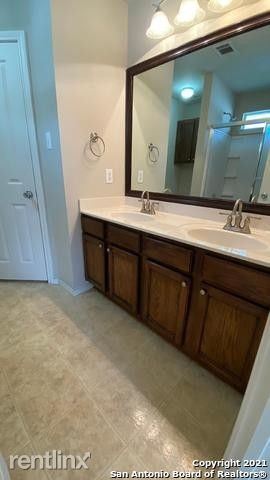 Building Photo - 3 br, 2 bath House - 312 Prickly Pear Dr