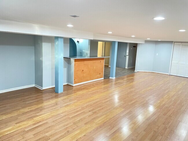 Foto del edificio - 4516 Park Ave