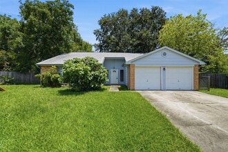 Building Photo - 214 Glen Haven Ct