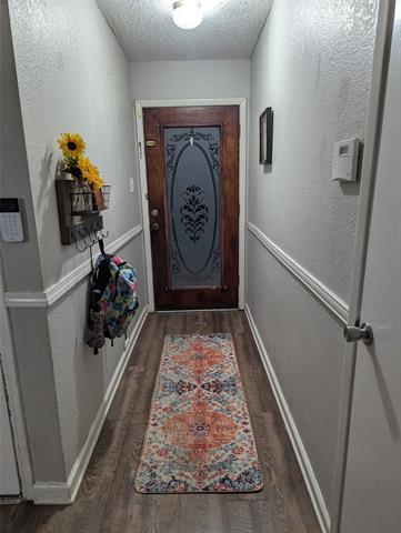 Foto del edificio - 422 Thoreau Ln