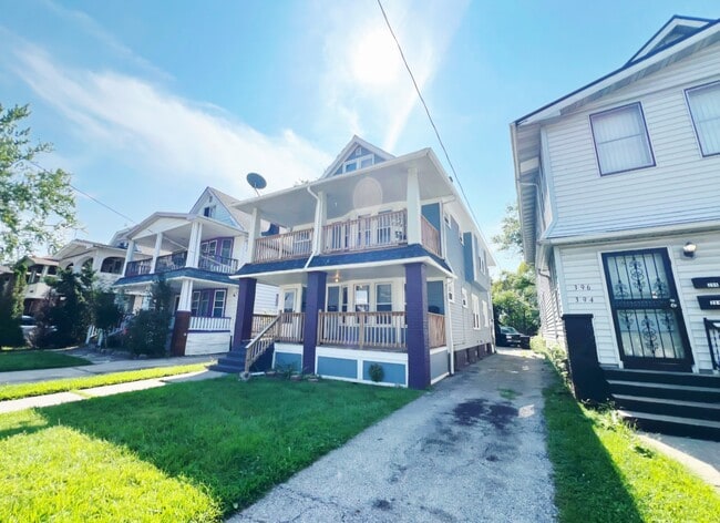 Building Photo - 398 E 149th St