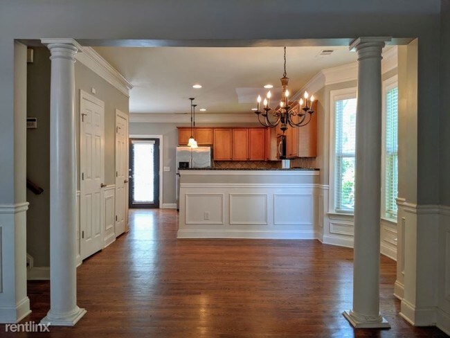 Foto del edificio - 272 16th St NW