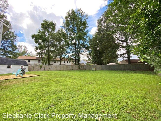 Building Photo - 3 br, 2 bath House - 2029 Adobe Court