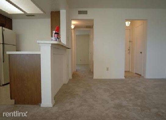 Foto del edificio - 1701 E Centerville Rd