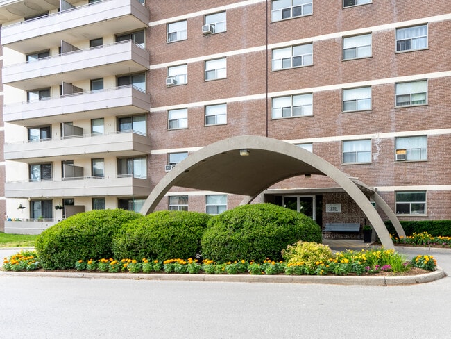 Building Photo - 230 Platt's Ln