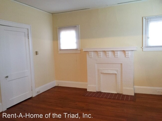 Building Photo - 3 br, 1 bath House - 1106 Lexington Avenue