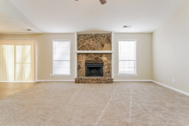 Building Photo - 5545 Dorsett Shoals Ln