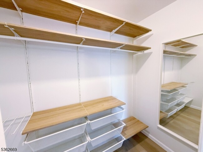 Foto del edificio - 254 Wildflower Ln