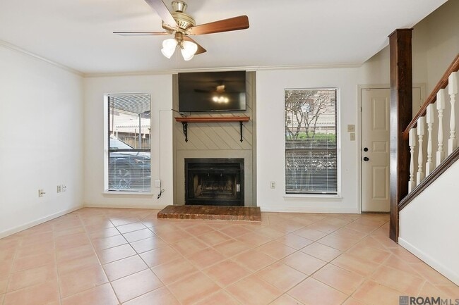 Building Photo - 956 Ridgepoint Ct