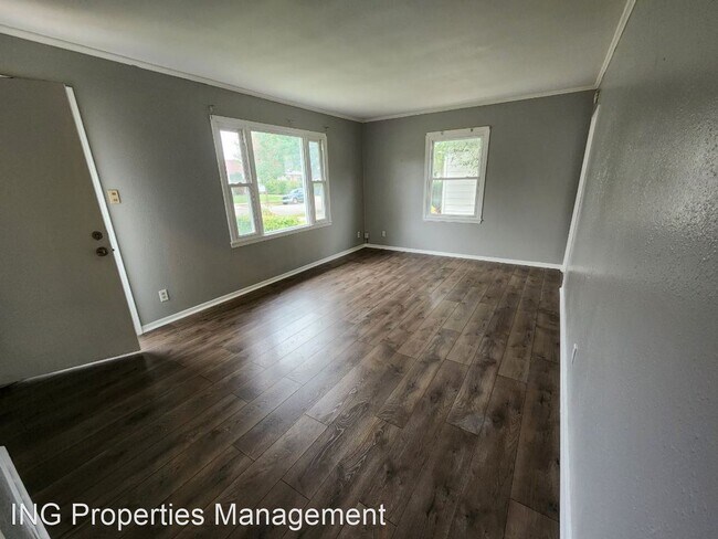 Building Photo - 2 br, 1.5 bath House - 5105 N 47th St