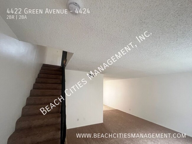 Building Photo - 4422 Green Ave