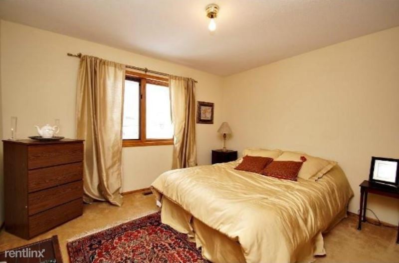 Foto principal - 4 br, 3 bath House - 2633 14th St. NW