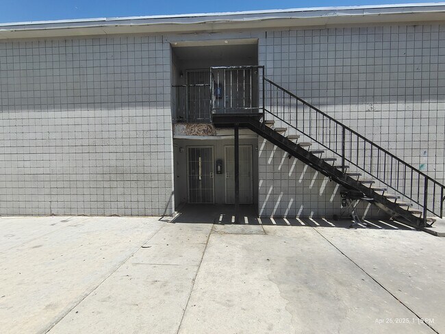 Foto del edificio - 2929 Elm Ave