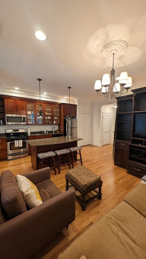 Primary Photo - 1707 N Crilly Ct