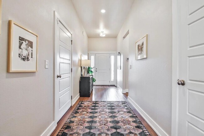 Foto del edificio - Beautiful 3 bedroom 2 bathroom in Frenship ISD!