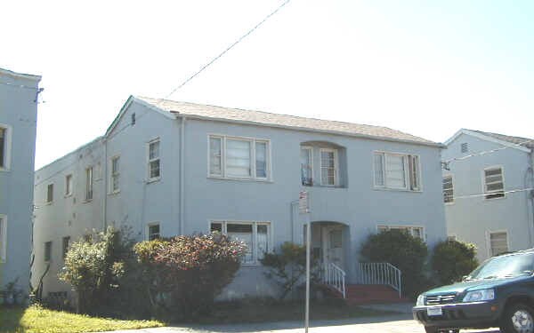 Building Photo - 353 41st St