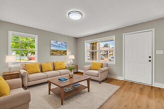 Building Photo - The Oaklyn