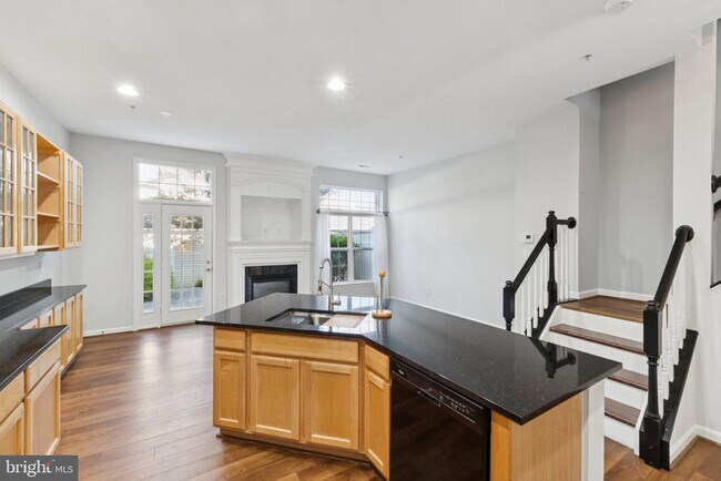 Foto del edificio - 406 Chestnut Hill St