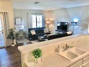 Building Photo - 1004 Duckhorn Ct