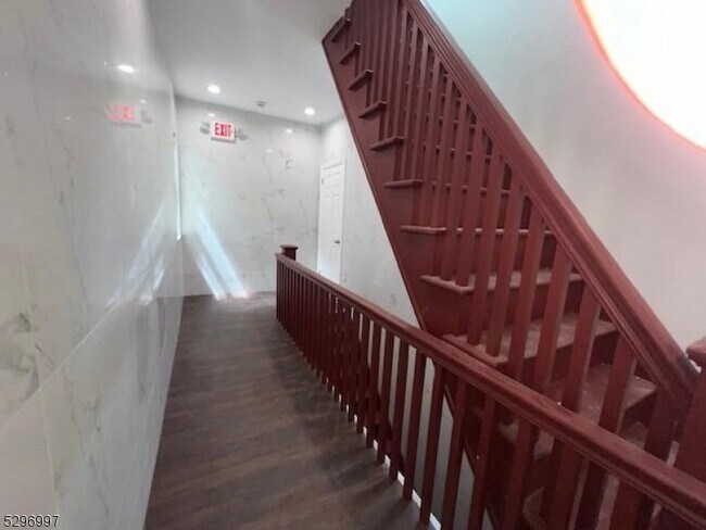Foto del edificio - 40 Speedwell Ave
