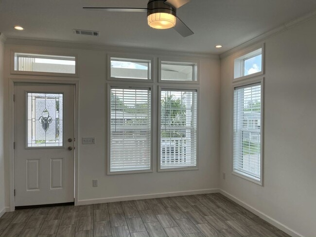 Building Photo - 246 Caviller Ct