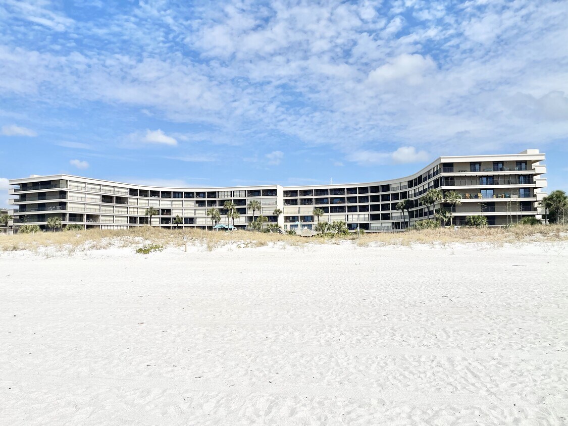 Primary Photo - 4450 Gulf Blvd