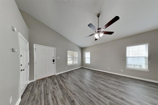 Building Photo - 21311 Snowblossom Ln