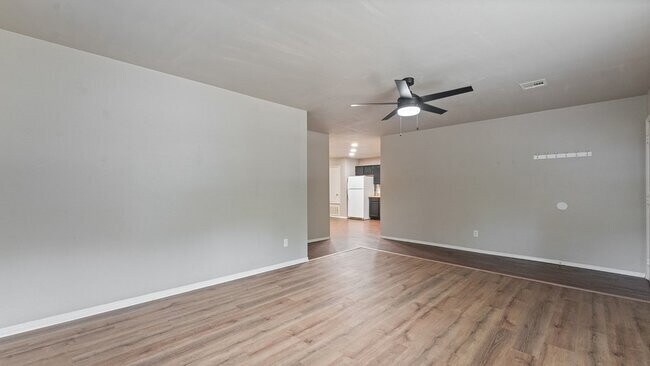 Building Photo - Newly Remodeled 2-Bed, 2-Bath Duplex