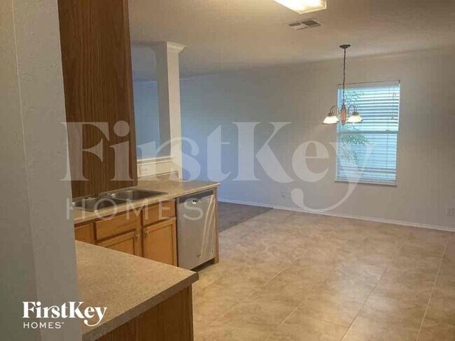 Foto del edificio - 24727 Magnolia Falls