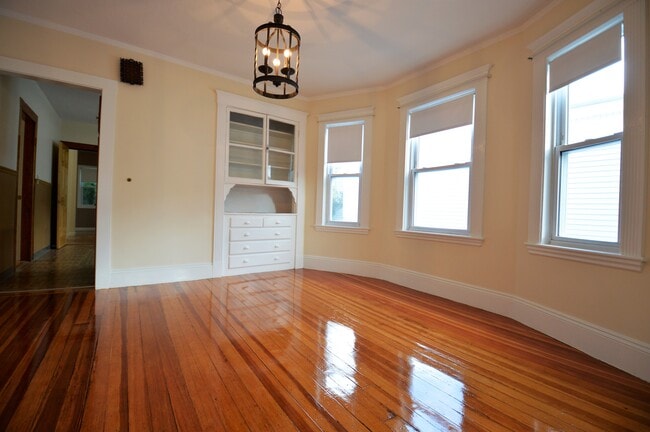 Foto del edificio - 39 Montfern Ave