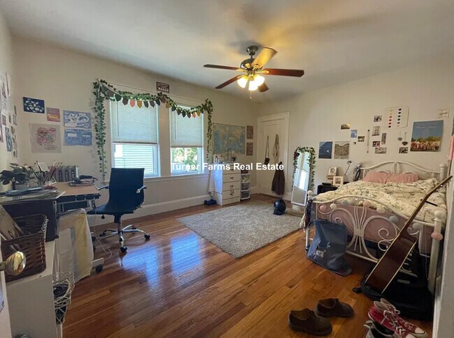 Foto del edificio - 19 Frederick Ave