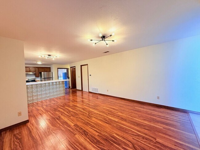 Foto del edificio - Great Single-Level Cayucos Apartment with One Car Parking Space