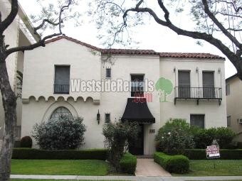Foto principal - 335 N Palm Dr