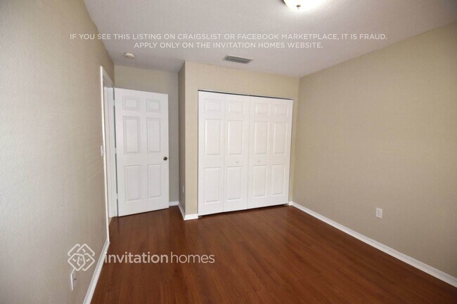 Building Photo - 16887 Crestview Ln
