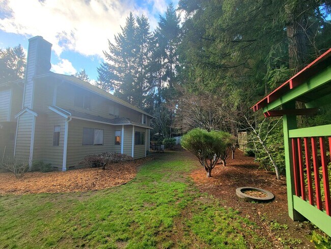 Foto del edificio - Stunning 4bd centrally located in desirable Ridgetop area