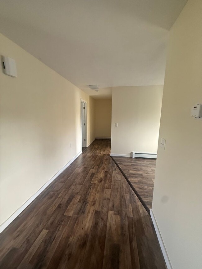 Foto del edificio - 2126 Rickert St