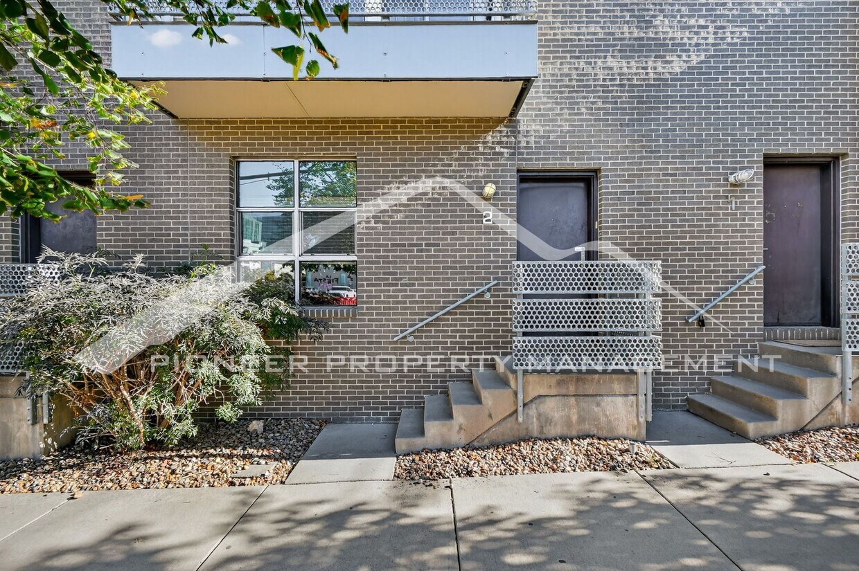 Foto principal - Stunning Condo with City Views and 2 Reser...