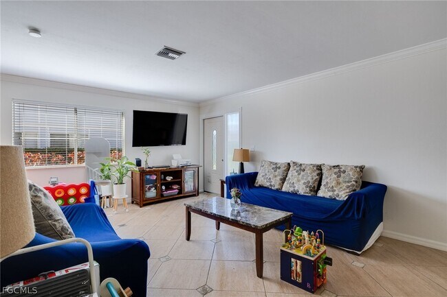 Foto del edificio - 3265 Royal Canadian Trace