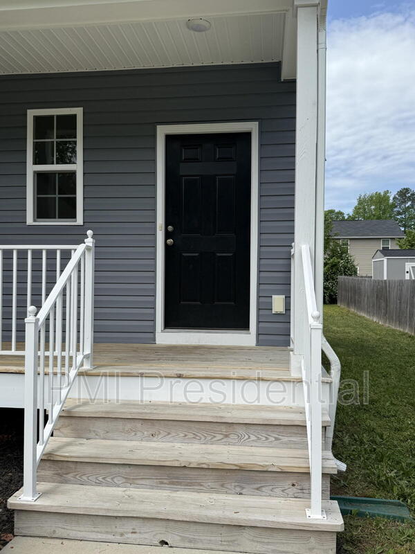 Foto del edificio - 5612 Moss Side Ave