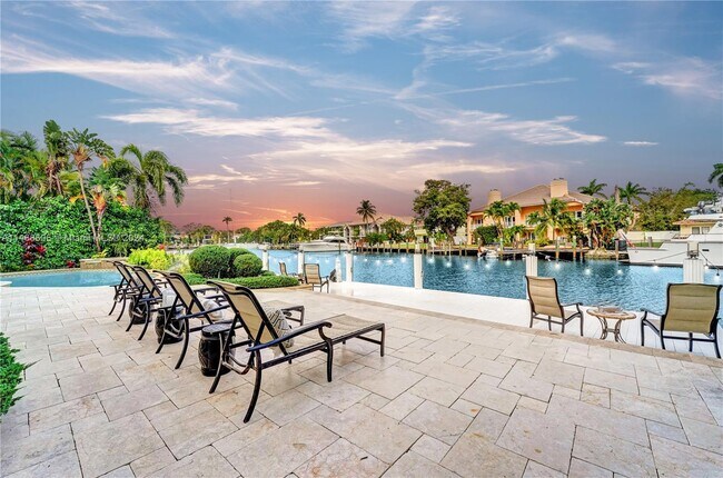 Foto del edificio - 1247 Seminole Dr