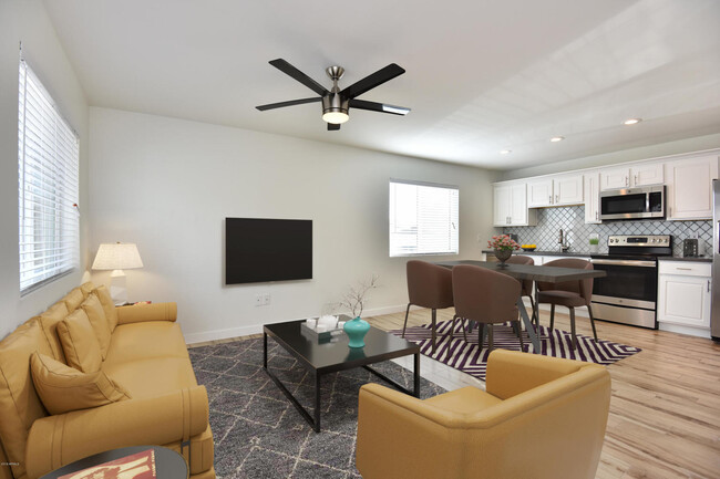Family room 1 - 2308 N 28th PL