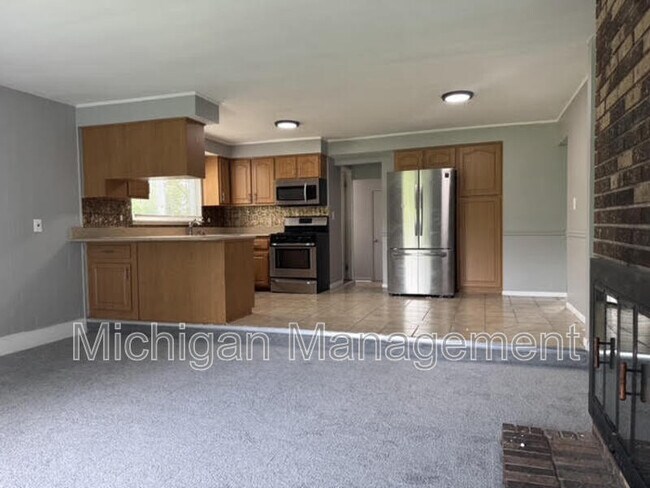 Foto del edificio - 45299 Indian Creek Dr