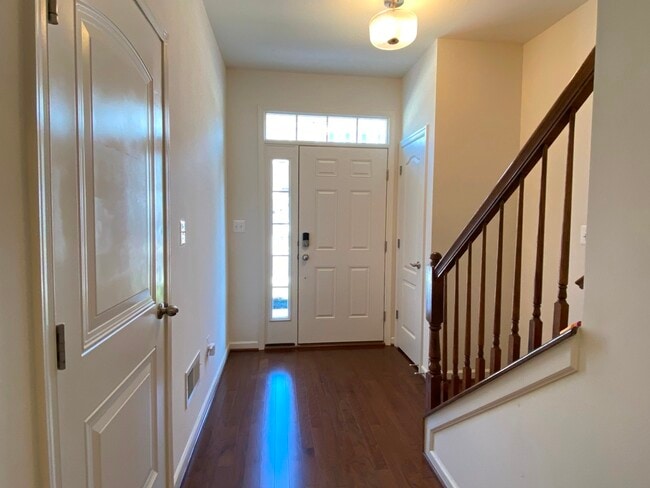 Foyer - 9635 Eaves Dr