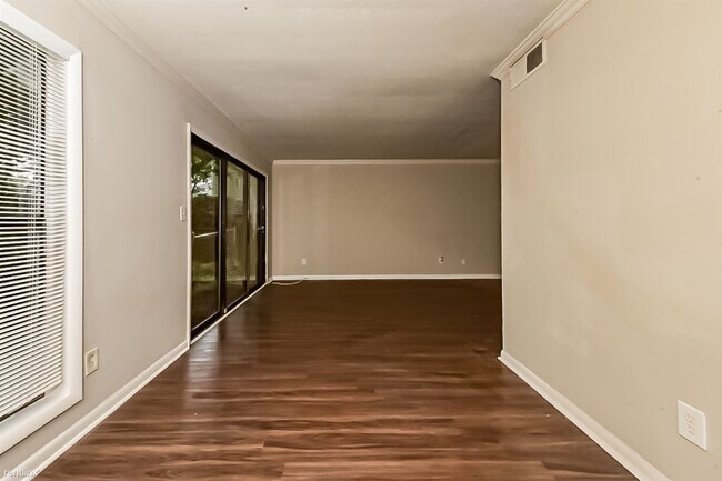 Foto del edificio - 3 br, 2.5 bath House - 200 Governors Dr